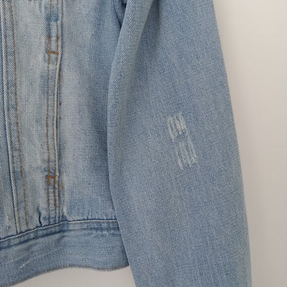 ASHLEY VINTAGE CHARM Faded Blue Denim Jean Jacket Womens Size Medium - Picture 6 of 8